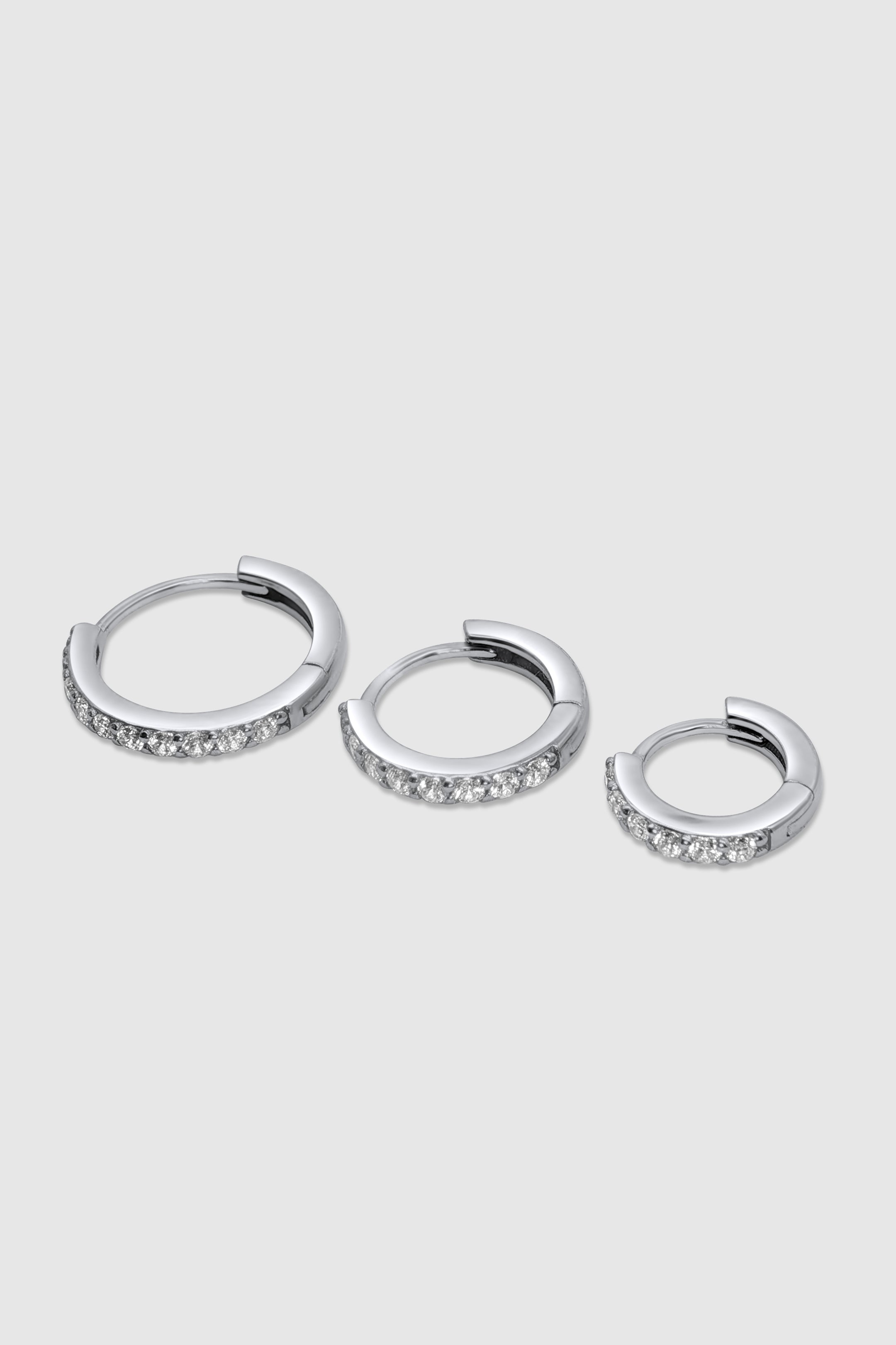 8mm Mini Pave Huggie